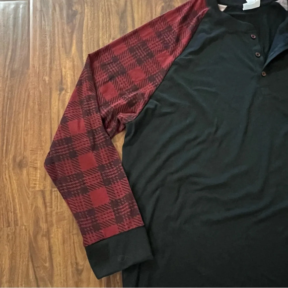 LuLaRoe Mark 3 Button Henley T-Shirt Long Sleeve Red Black size 3X Unisex - Picture 6 of 9